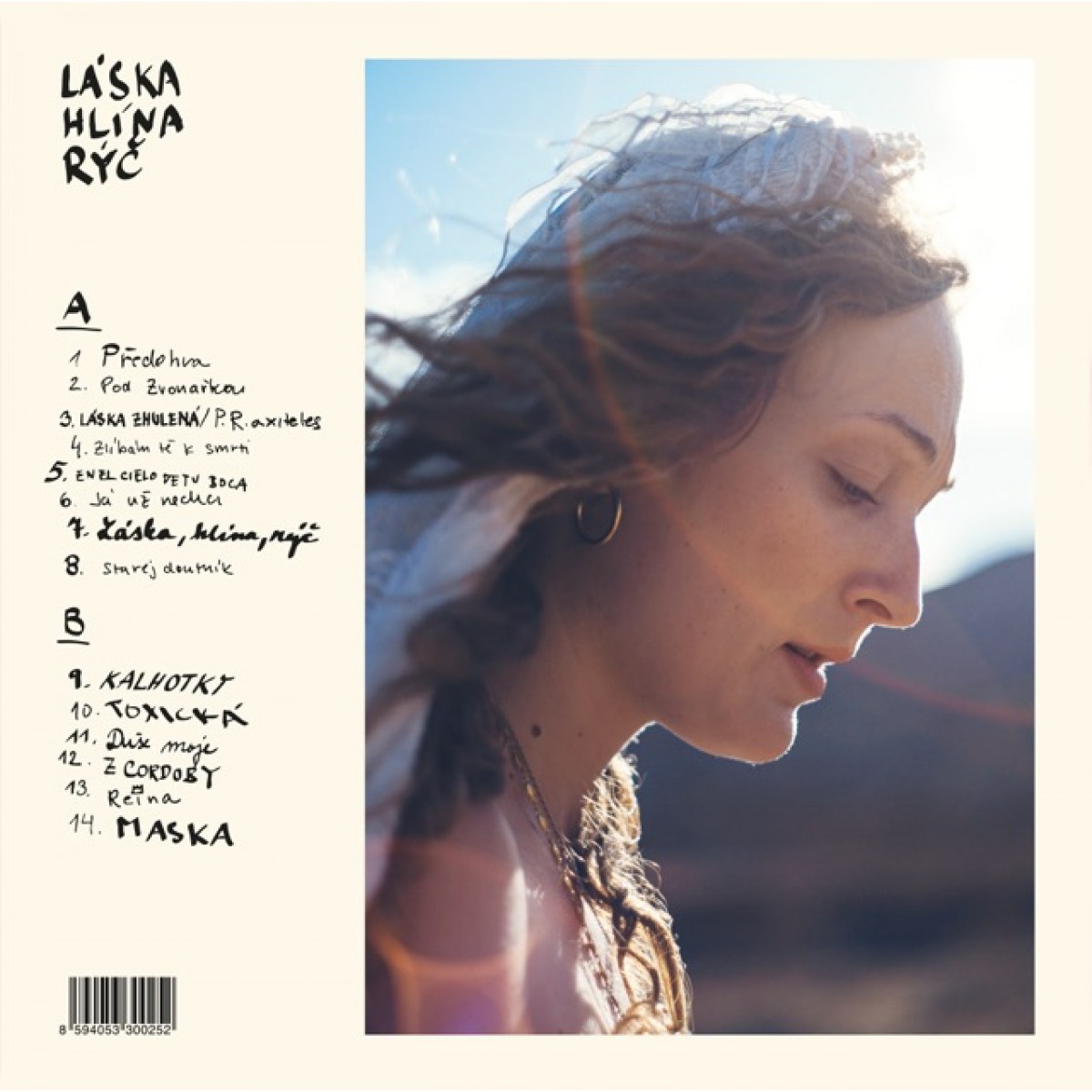 Láska, hlína, rýč